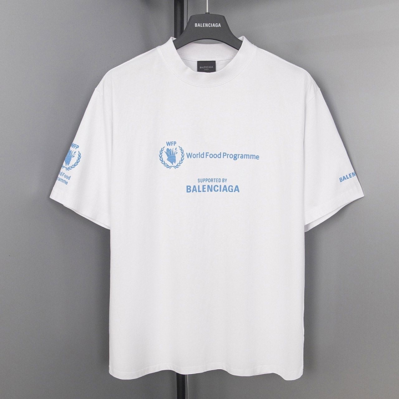 Ba*len*cia*ga t-shirts